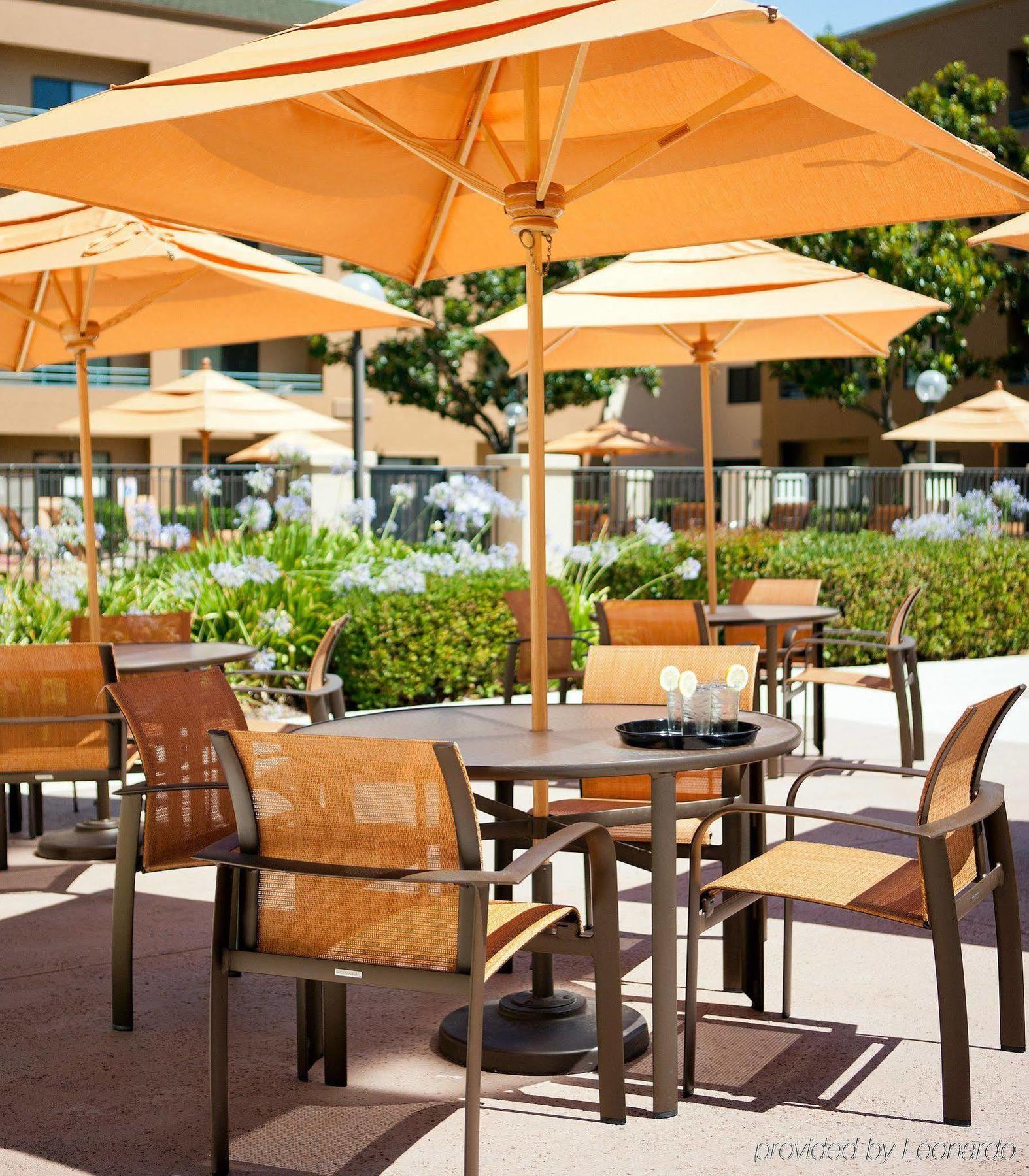 Courtyard Sacramento Airport Natomas Hotel Restaurant foto
